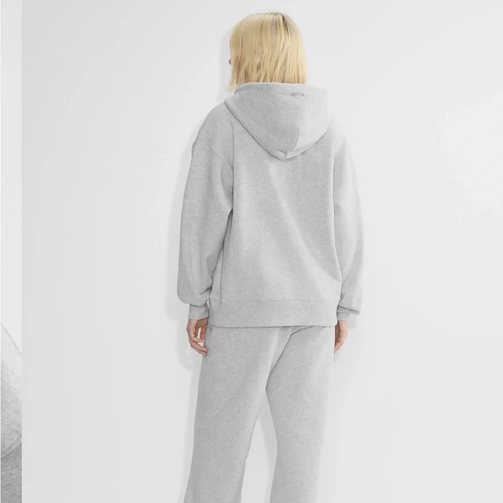 Aritzia TNA Sweatfleece Cozy Fleece Boyfriend Fit Top Zip Up Sweatshirt - Picture 5 of 12